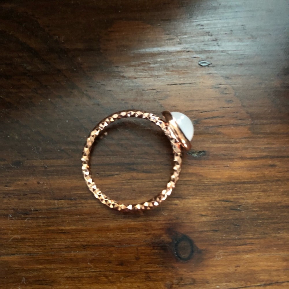 Beautiful Moonstone Milk Glass Ring - Picture 4 of 4